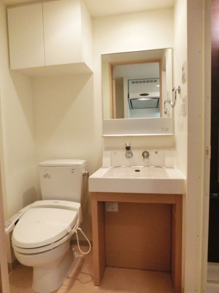 トイレ　独立洗面台